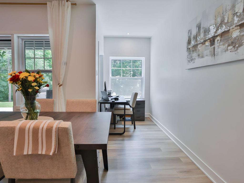 









280


Rue du Mont-Plaisant

, 2A,
Mont-Tremblant,




QC
J8E1L2

