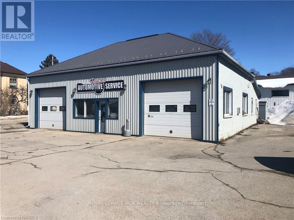 












343 DAVID WINKLER PARKWAY

,
West Grey,




Ontario
N0G2M0

