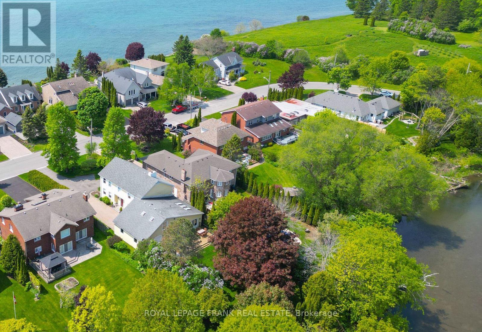 












40 TREMAINE TERRACE

,
Cobourg,




Ontario
K9A5A8

