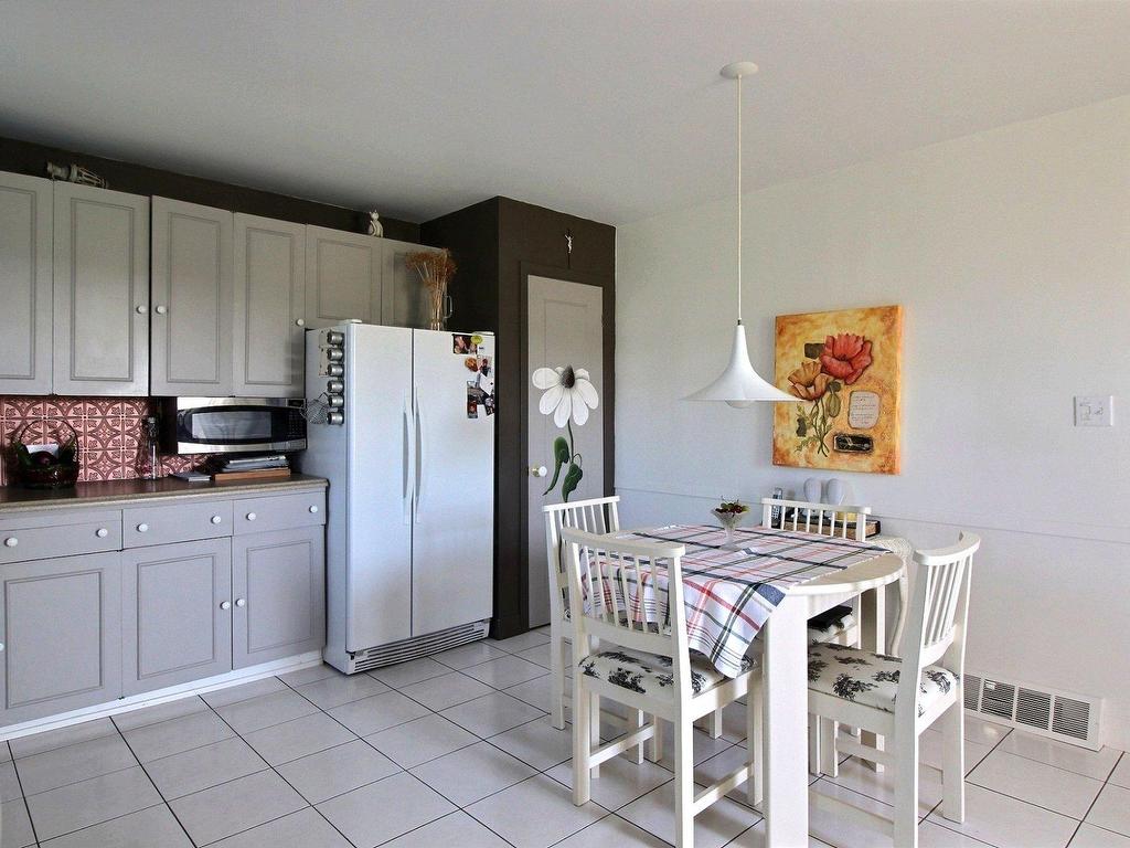 









41


Place Noyelle

,
Lebel-sur-Quévillon,




QC
J0Y1X0

