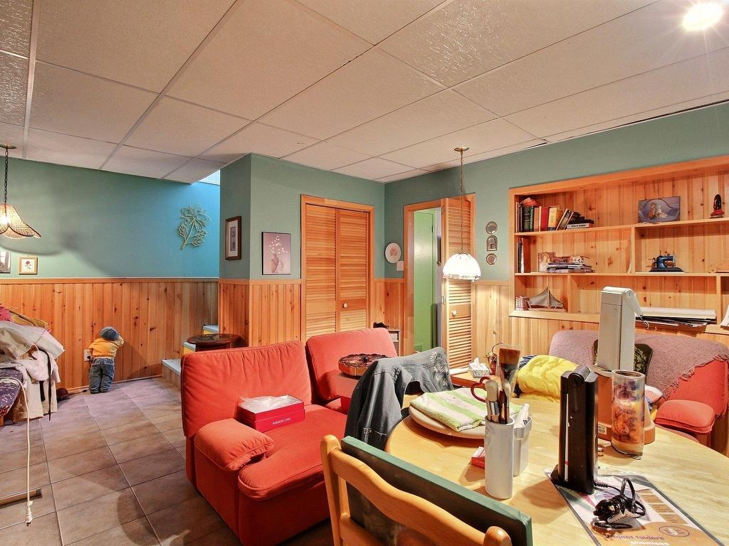 









41


Place Noyelle

,
Lebel-sur-Quévillon,




QC
J0Y1X0

