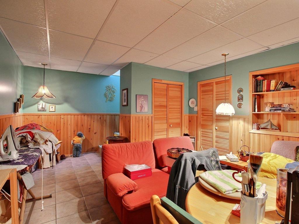 









41


Place Noyelle

,
Lebel-sur-Quévillon,




QC
J0Y1X0

