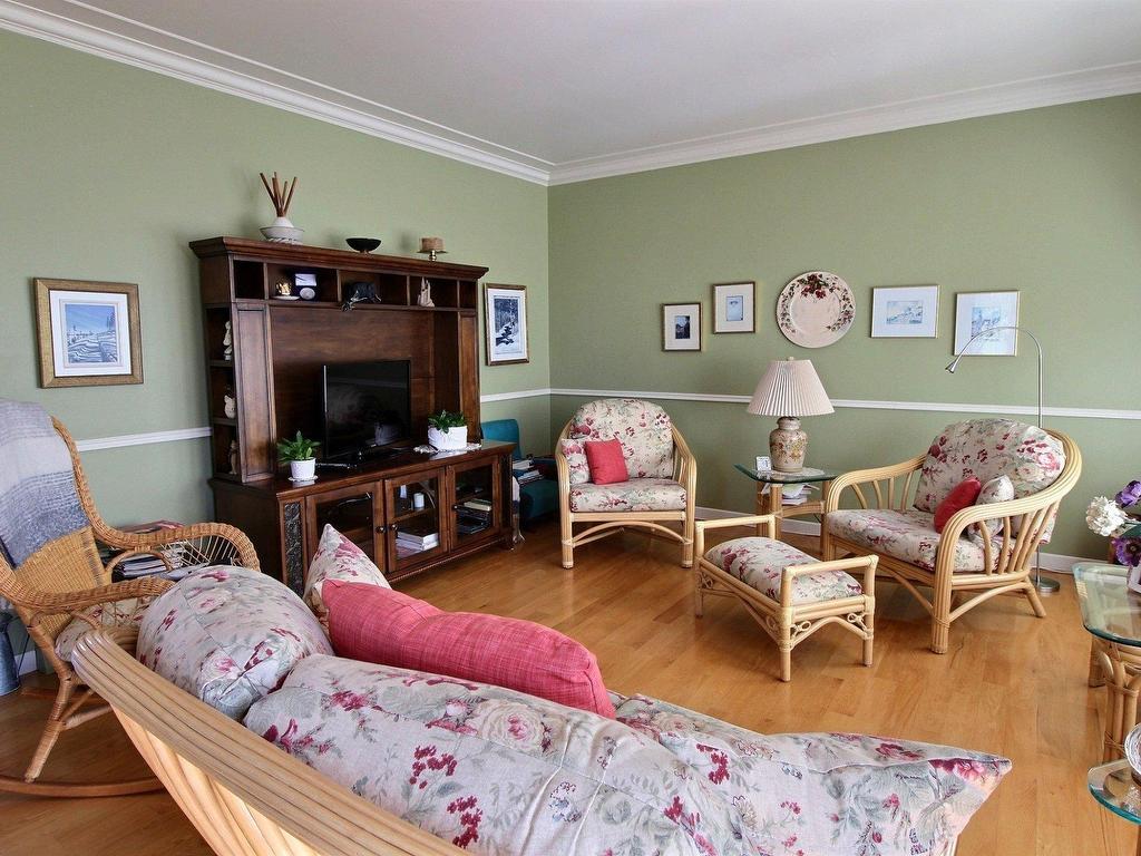 









41


Place Noyelle

,
Lebel-sur-Quévillon,




QC
J0Y1X0

