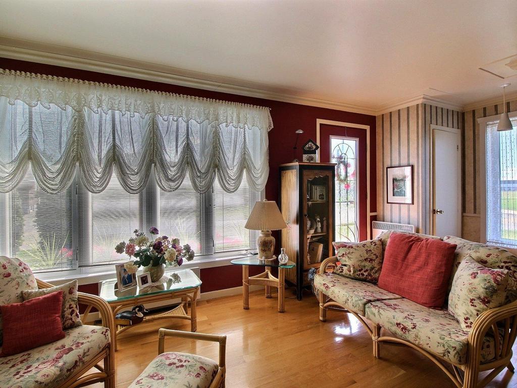 









41


Place Noyelle

,
Lebel-sur-Quévillon,




QC
J0Y1X0

