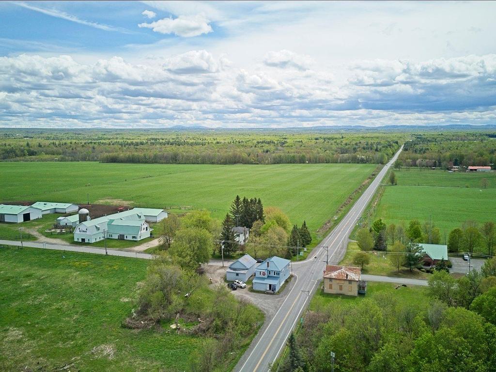 









1067


Ch. Brook

,
Hinchinbrooke,




QC
J0S1A0


