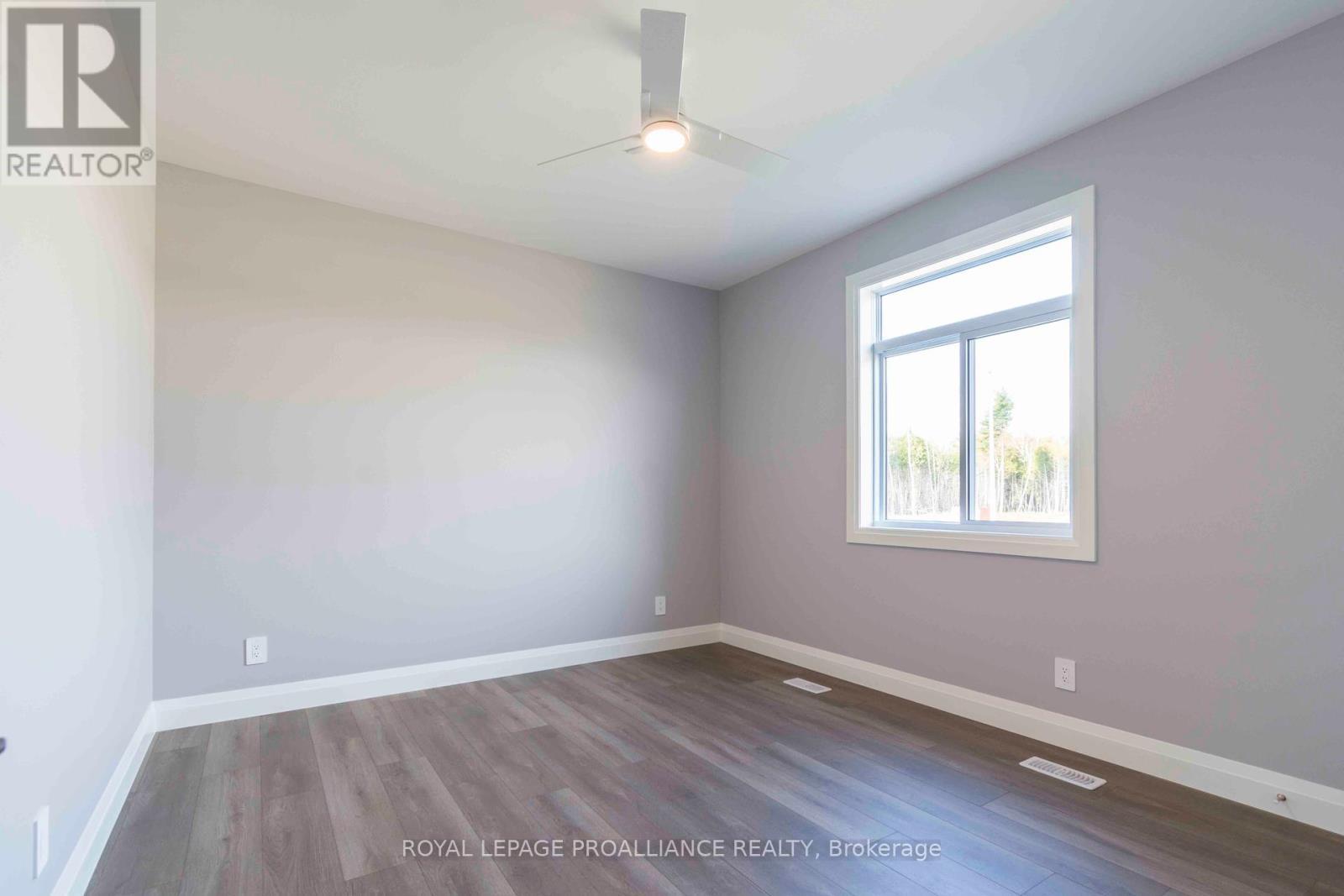












31 MACKENZIE JOHN CRESCENT

,
Brighton,




Ontario
K0K1H0

