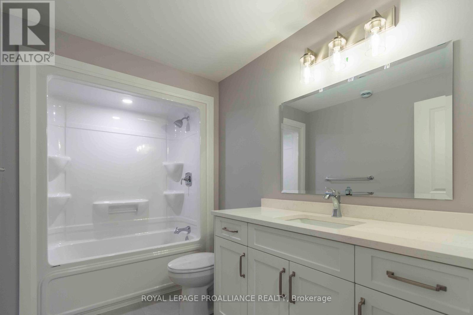 












31 MACKENZIE JOHN CRESCENT

,
Brighton,




Ontario
K0K1H0

