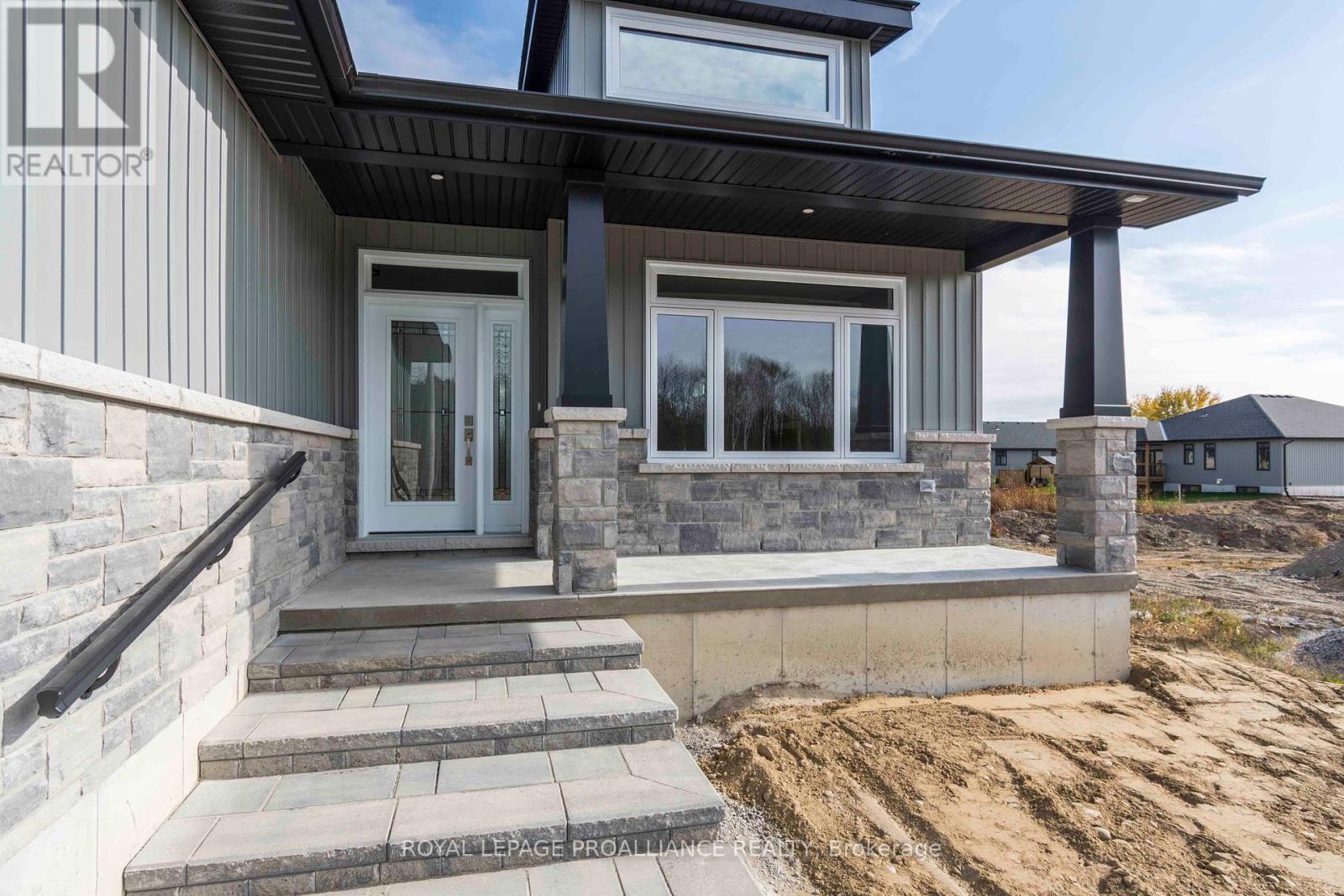 












31 MACKENZIE JOHN CRESCENT

,
Brighton,




Ontario
K0K1H0

