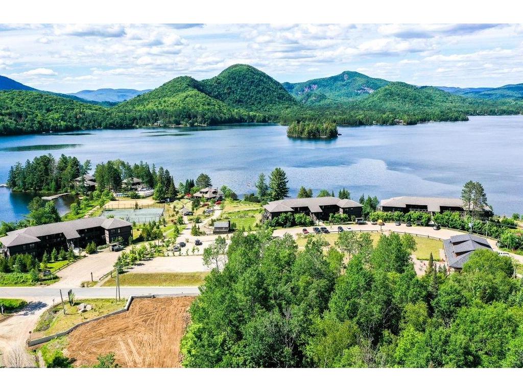 









2240


Ch. du Lac-Supérieur

, 3203,
Lac-Supérieur,




QC
J0T1J0

