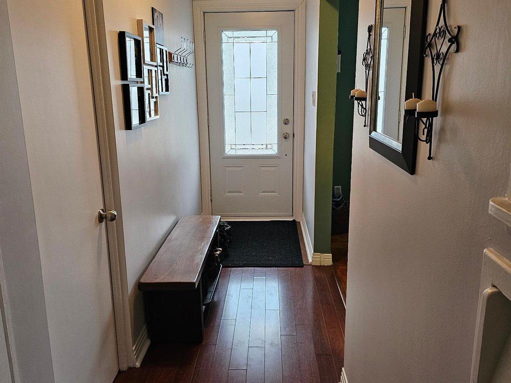 









718

 - 720


Rue Williams

,
Trois-Rivières,




QC
G9A3J6

