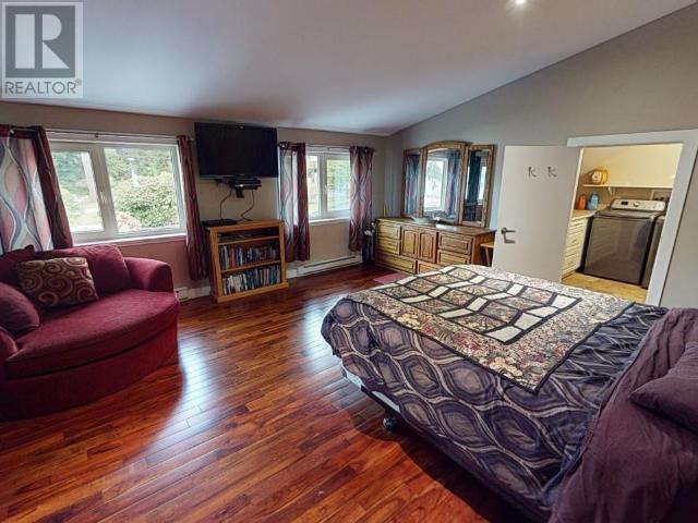 












3515 MARINE AVE

,
Powell River,




British Columbia
V8A2H5

