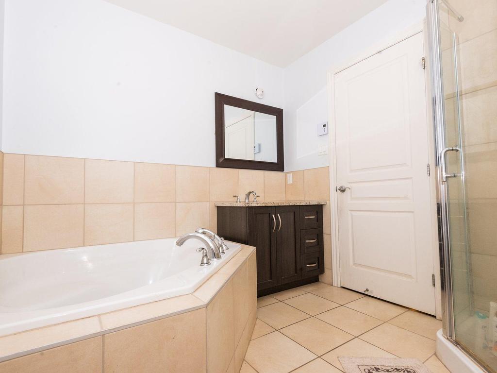 









1931


Rue Pigeon

,
Montréal (LaSalle),




QC
H8N0A7

