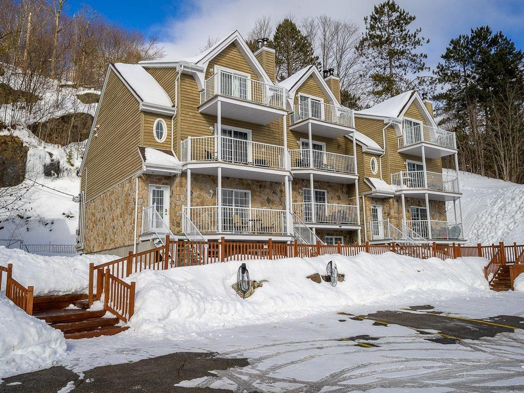 









729-A


Rue Principale

,
Saint-Sauveur,




QC
J0R1R2

