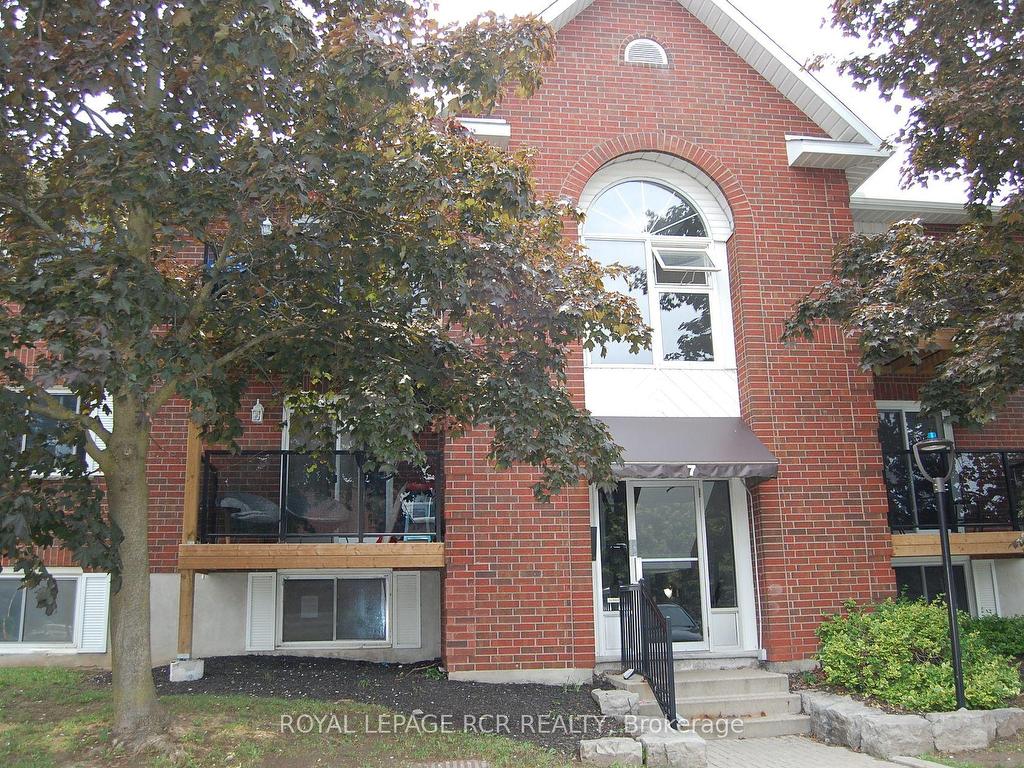 












565 Greenfield Ave

, 702,
Kitchener,




ON
N2C 2P5

