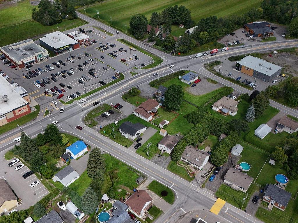 












Boul. Ste-Sophie

,
Sainte-Sophie,







QC
J5J2P6

