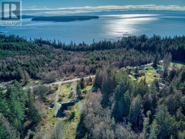 












7531 SOUTHVIEW ROAD

,
Powell River,







British Columbia
V8A4Z3

