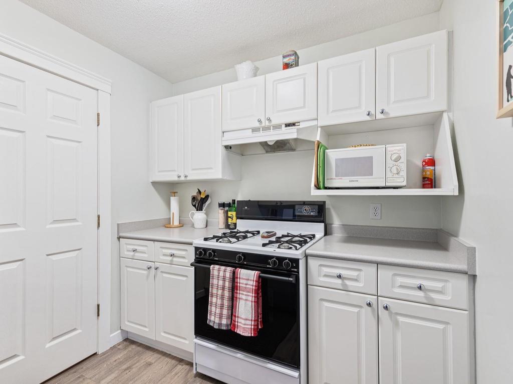 









1105


Henry

Rd, 305,
Courtenay,




BC
V9J 1L0

