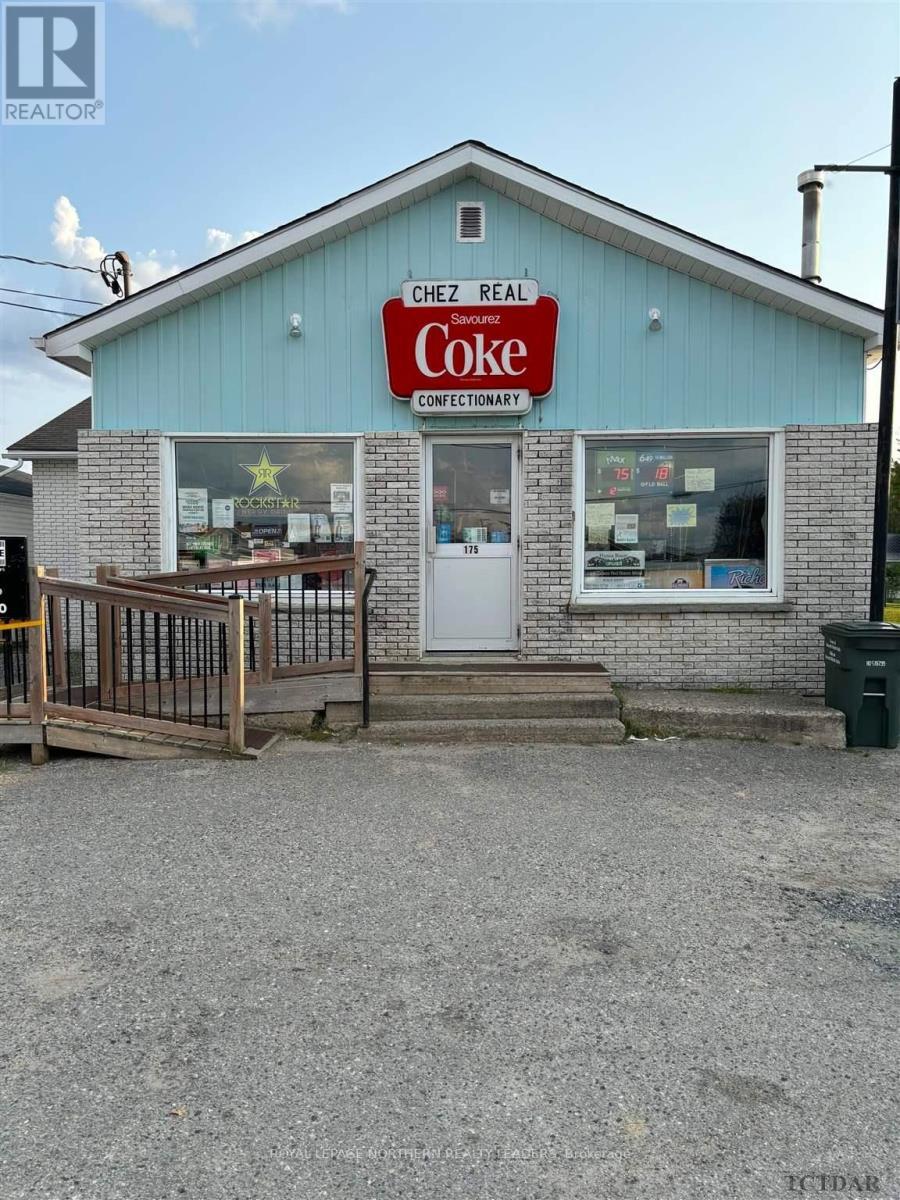 












175 MAIN STREET

,
Smooth Rock Falls (SRF),




Ontario
P4N2B0

