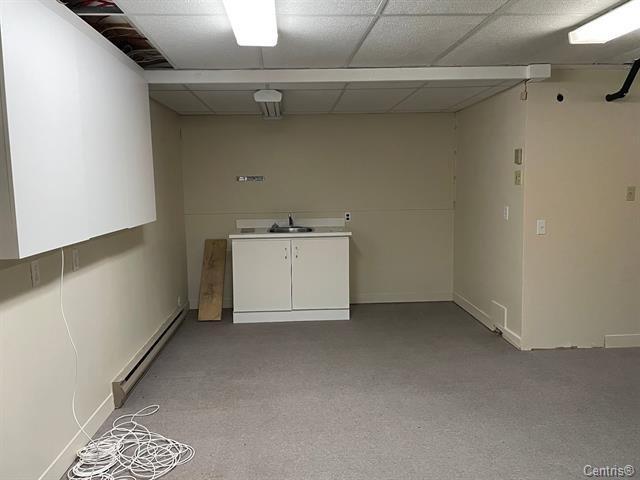 









573


5e Rue

,
Shawinigan,




QC
G9T4R9

