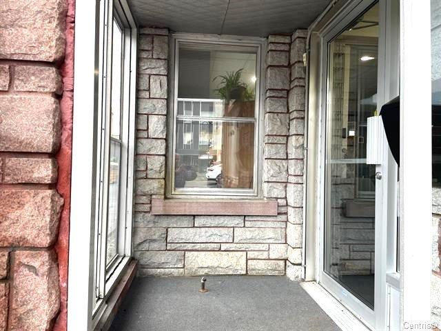 









573


5e Rue

,
Shawinigan,




QC
G9T4R9


