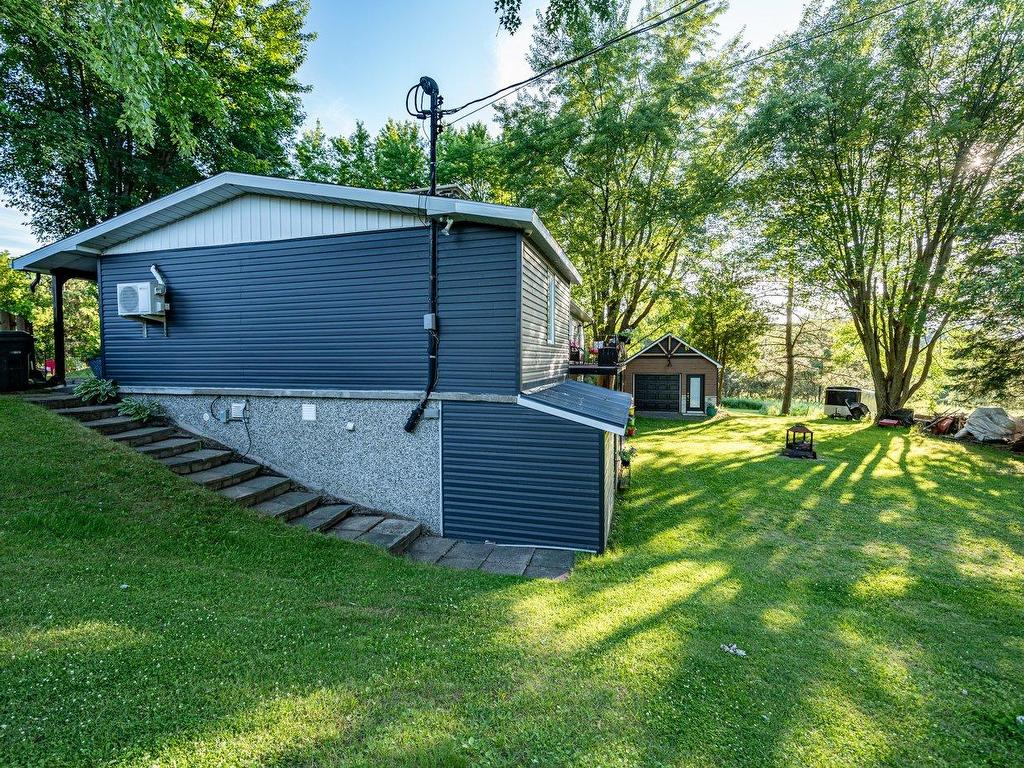 









63


Boul. Coakley

,
Val-des-Sources,




QC
J1T1A1

