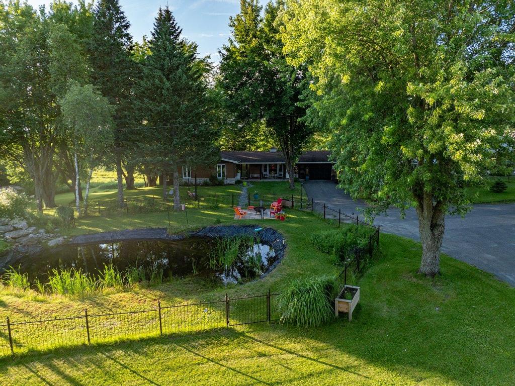









63


Boul. Coakley

,
Val-des-Sources,




QC
J1T1A1

