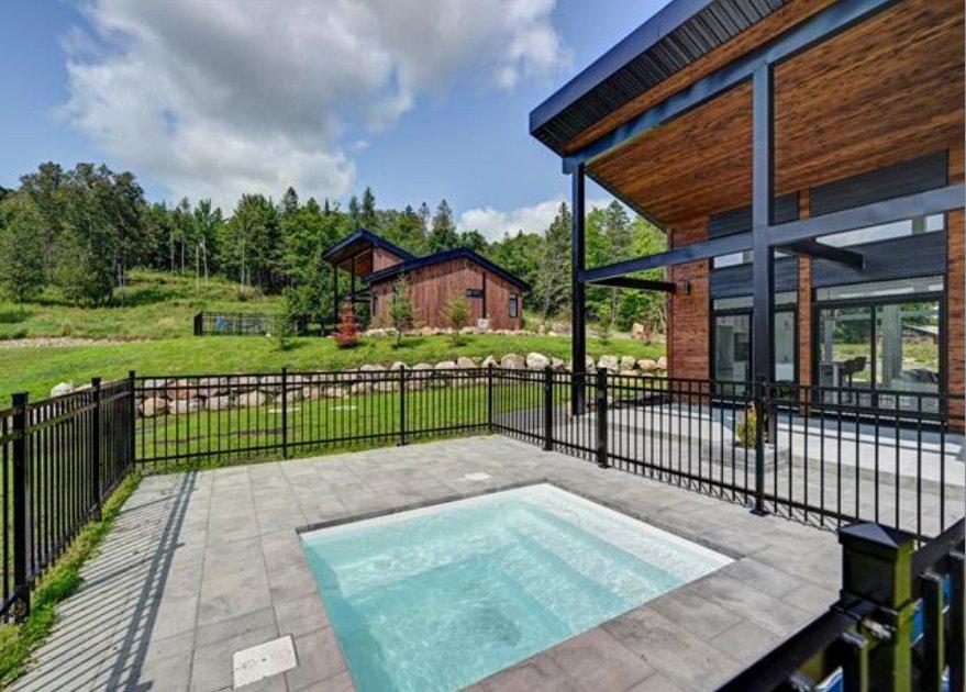 









7007


Rue Champlain

,
Wentworth-Nord,




QC
J0T1Y0

