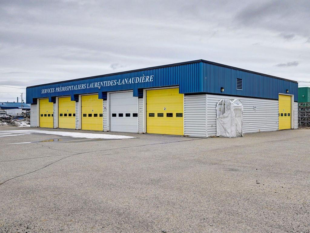 









7990


Rue Aimé-Guilbault

,
Terrebonne (La Plaine),




QC
J7M2G1

