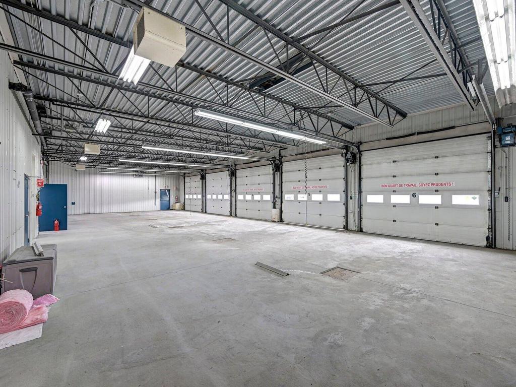 









7990


Rue Aimé-Guilbault

,
Terrebonne (La Plaine),




QC
J7M2G1

