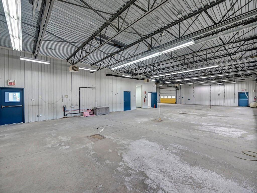 









7990


Rue Aimé-Guilbault

,
Terrebonne (La Plaine),




QC
J7M2G1

