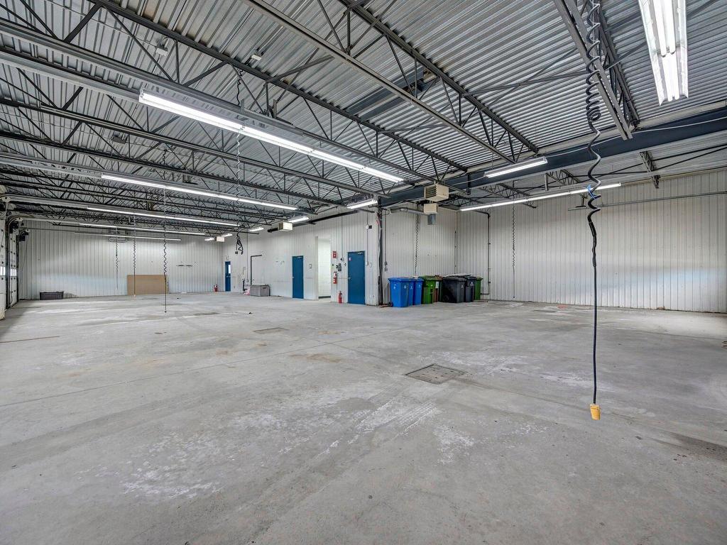 









7990


Rue Aimé-Guilbault

,
Terrebonne (La Plaine),




QC
J7M2G1

