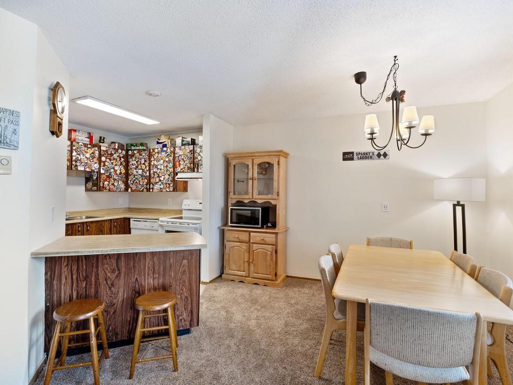 









788


Castle Crag

Cres, 302,
Courtenay,




BC
V9J 1L0

