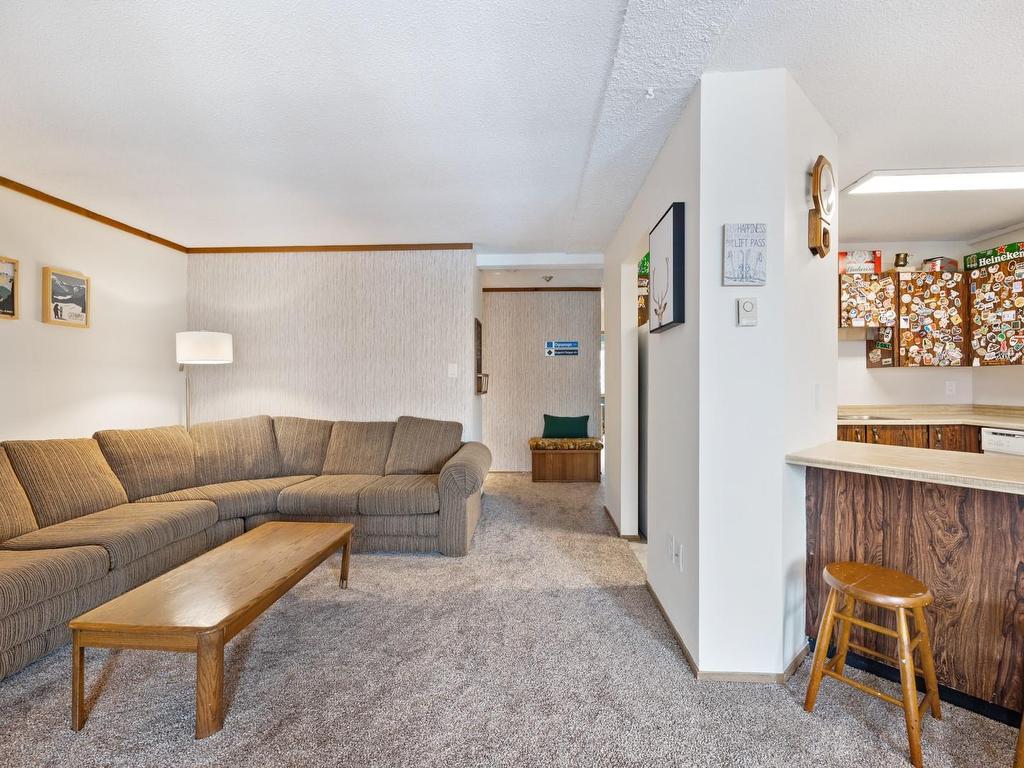 









788


Castle Crag

Cres, 302,
Courtenay,




BC
V9J 1L0

