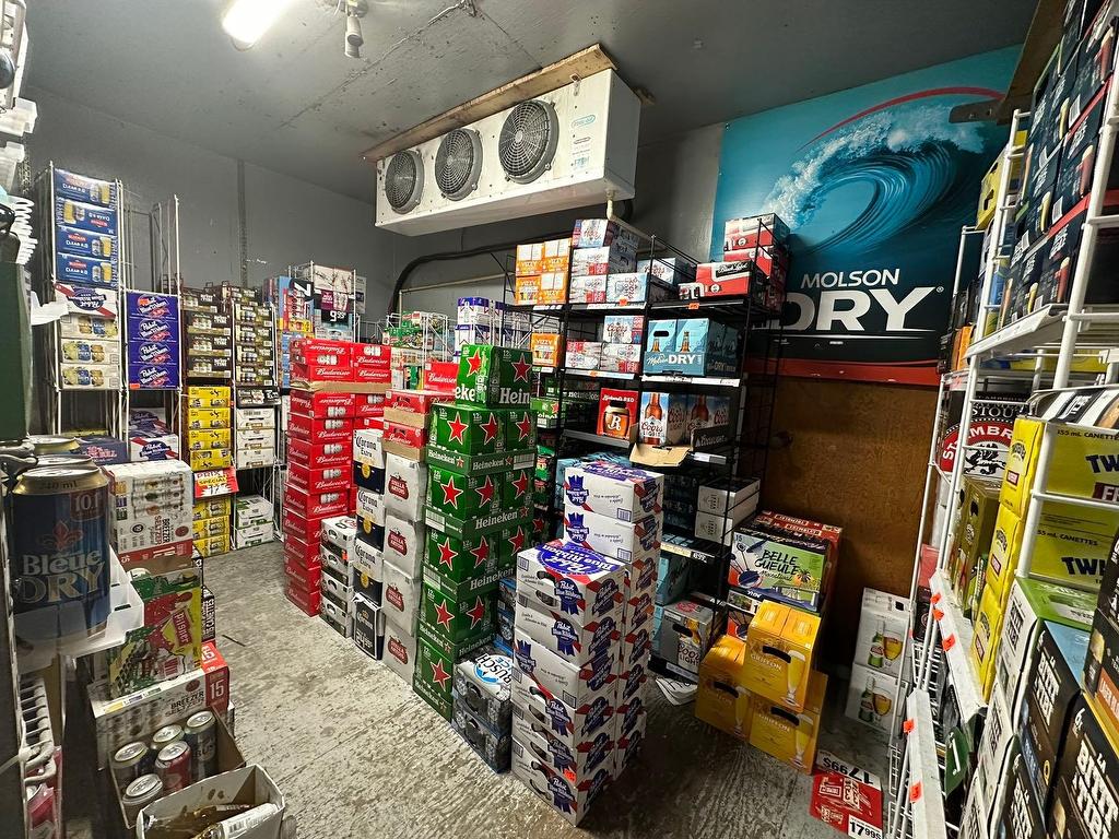 









2473


Rue Louis-Veuillot

,
Montréal (Mercier/Hochelaga-Maisonneuve),




QC
H1N2N9

