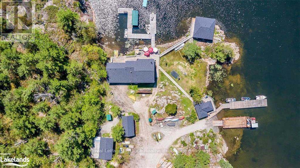 












B55-19 MOON ISLAND

,
The Archipelago (Archipelago South),




Ontario
P2A1T4


