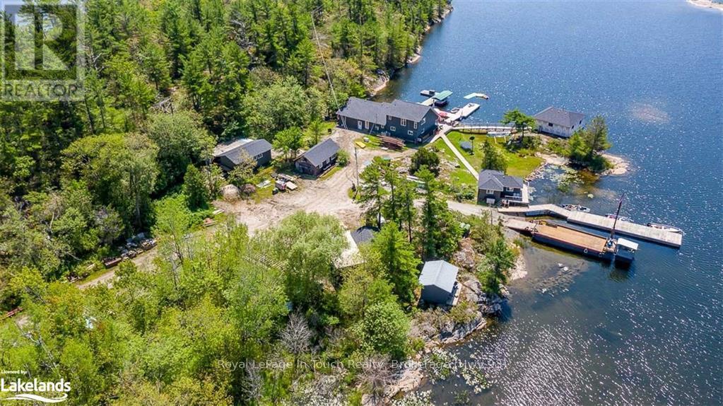 












B55-19 MOON ISLAND

,
The Archipelago (Archipelago South),




Ontario
P2A1T4

