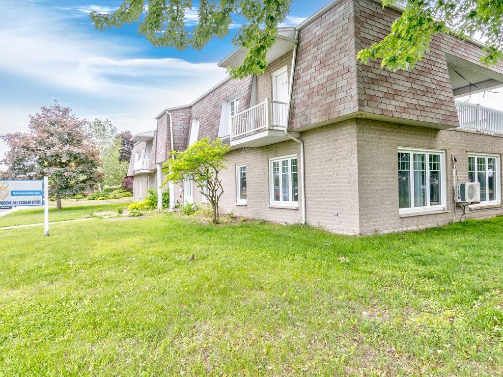 









3225

 - 3229


Boul. de Tracy

,
Sorel-Tracy,




QC
J3R5M7

