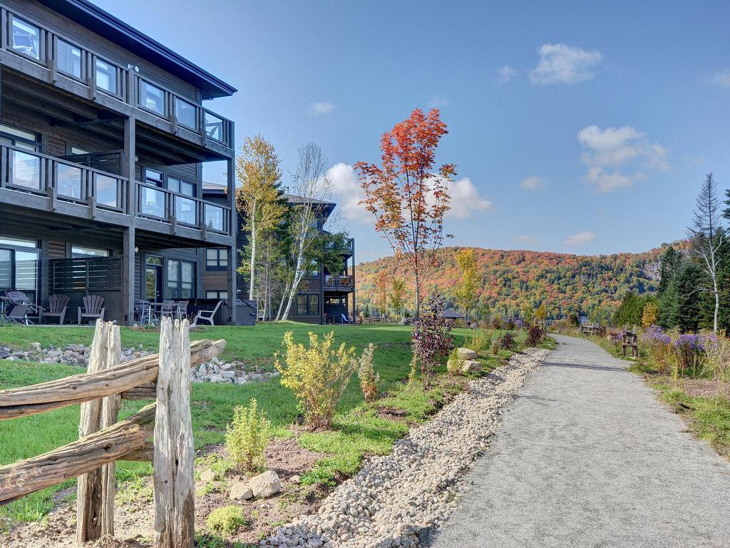 









2240


Ch. du Lac-Supérieur

, 3202,
Lac-Supérieur,




QC
J0T1P0


