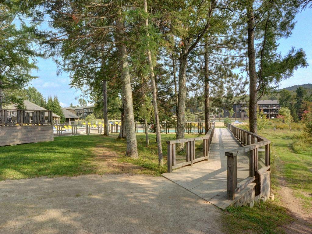 









2240


Ch. du Lac-Supérieur

, 3202,
Lac-Supérieur,




QC
J0T1P0

