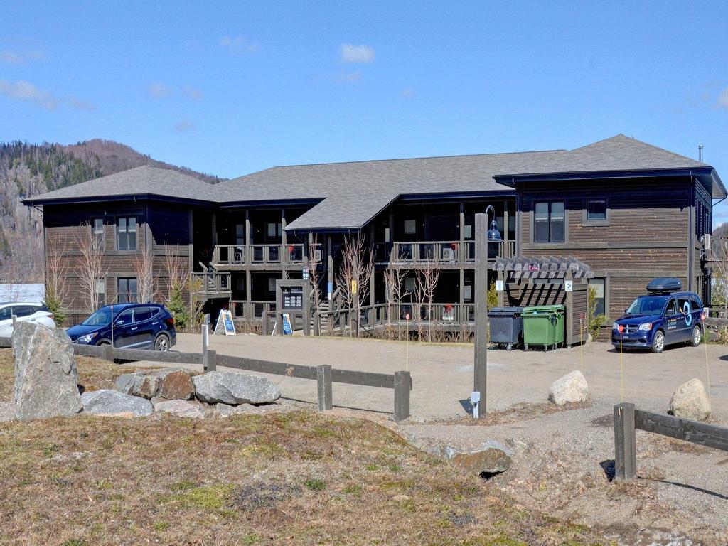 









2240


Ch. du Lac-Supérieur

, 3202,
Lac-Supérieur,




QC
J0T1P0

