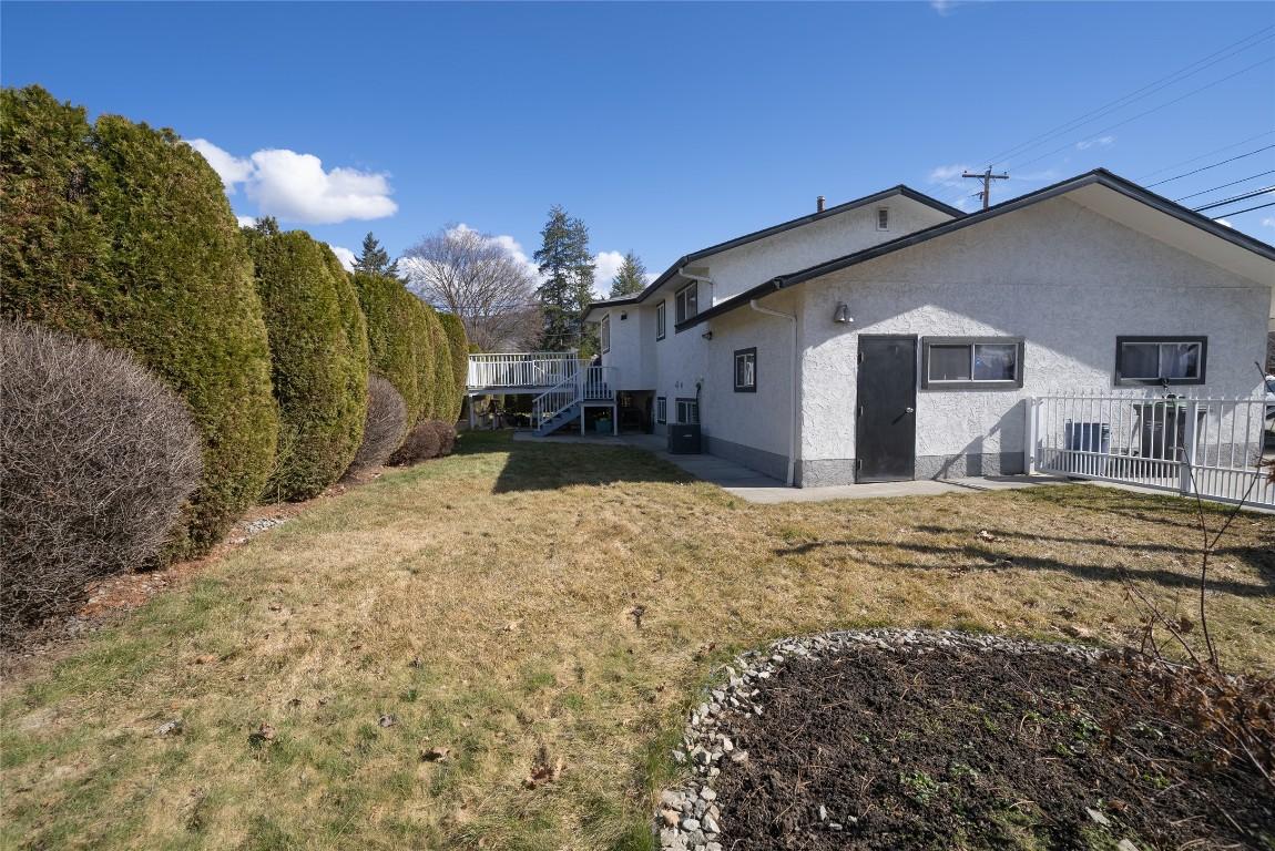 









360


McCurdy

Road,
Kelowna,




BC
V1X 2P3

