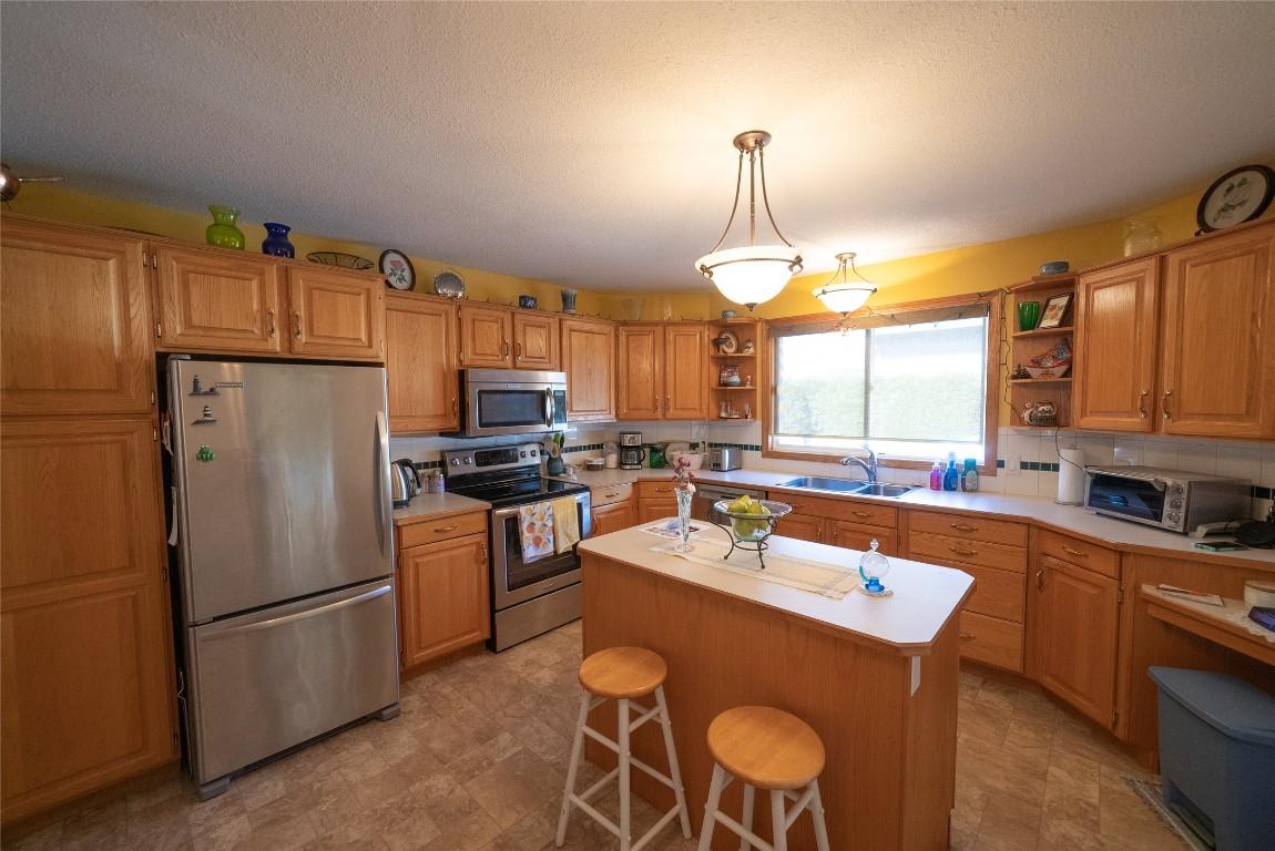 









360


McCurdy

Road,
Kelowna,




BC
V1X 2P3

