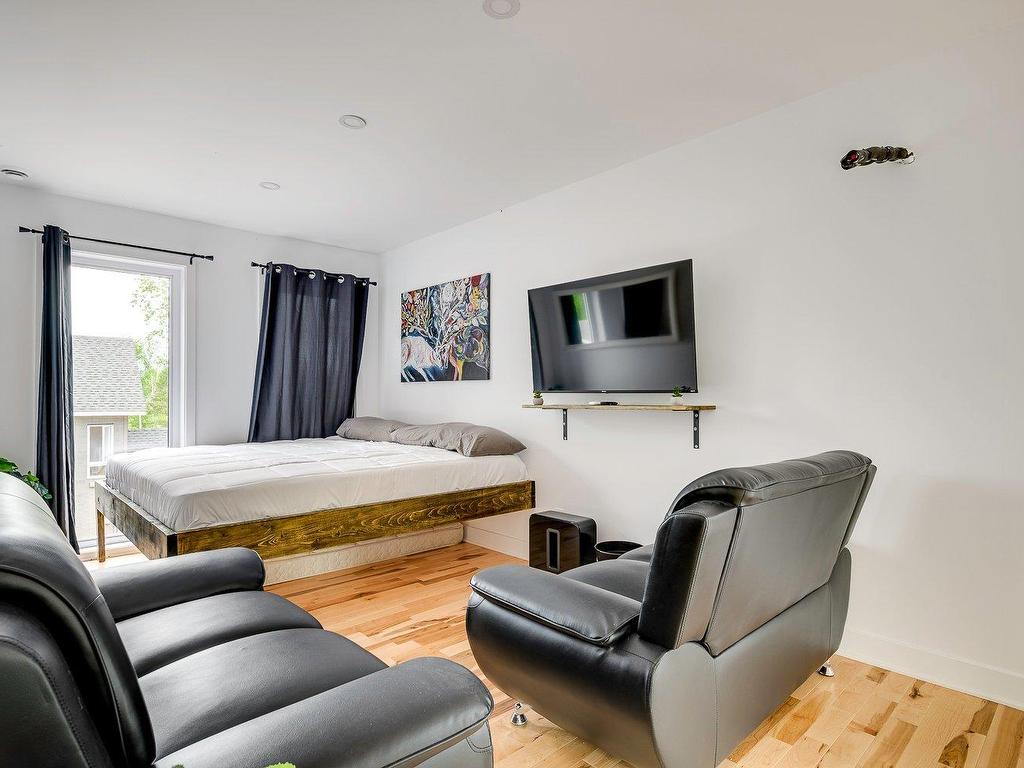 









202


Ch. Forest Hill

,
Saint-Adolphe-d'Howard,




QC
J0T2B0

