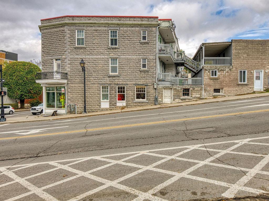 









495


Rue Labelle

,
Saint-Jérôme,




QC
J7Z5L8

