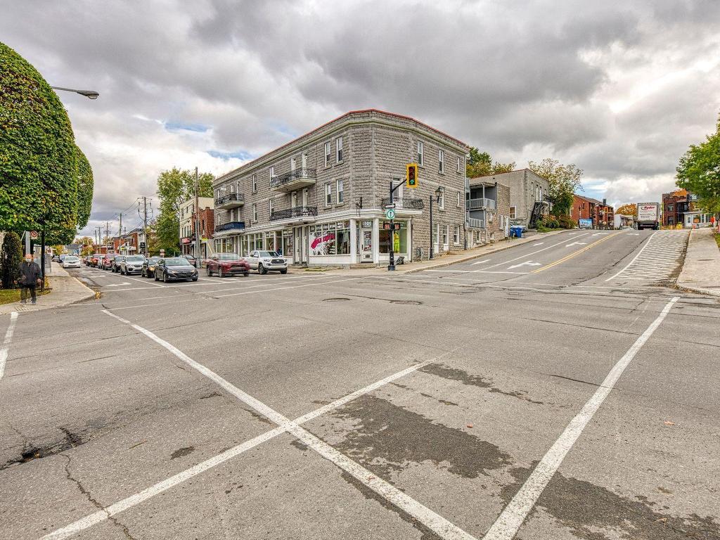 









495


Rue Labelle

,
Saint-Jérôme,




QC
J7Z5L8

