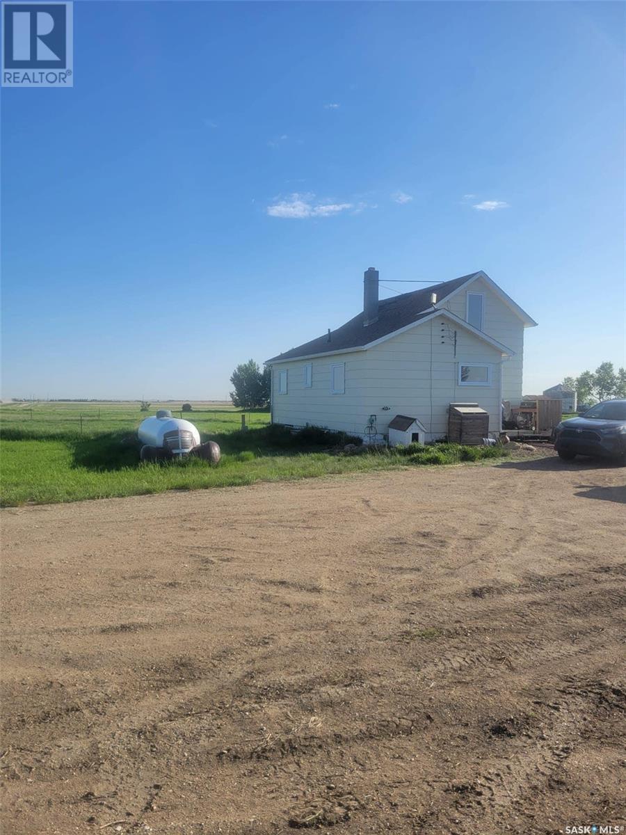 












Sampson Acreage

,
Kindersley Rm No. 290,




Saskatchewan
S0L1S0

