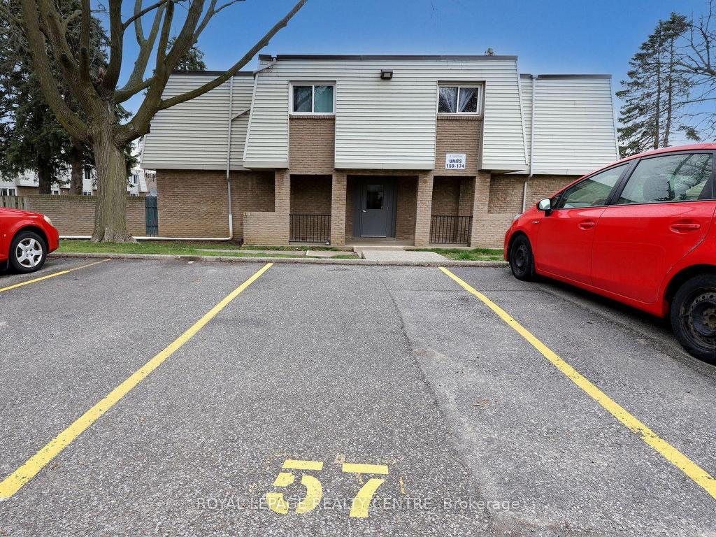 












17 Old Pine Tr

, 171,
St. Catharines,




ON
L2M 6P9

