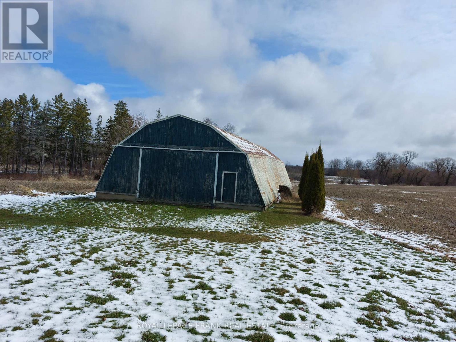












7215 OLD SCUGOG ROAD N

,
Clarington,




Ontario
L0B1J0


