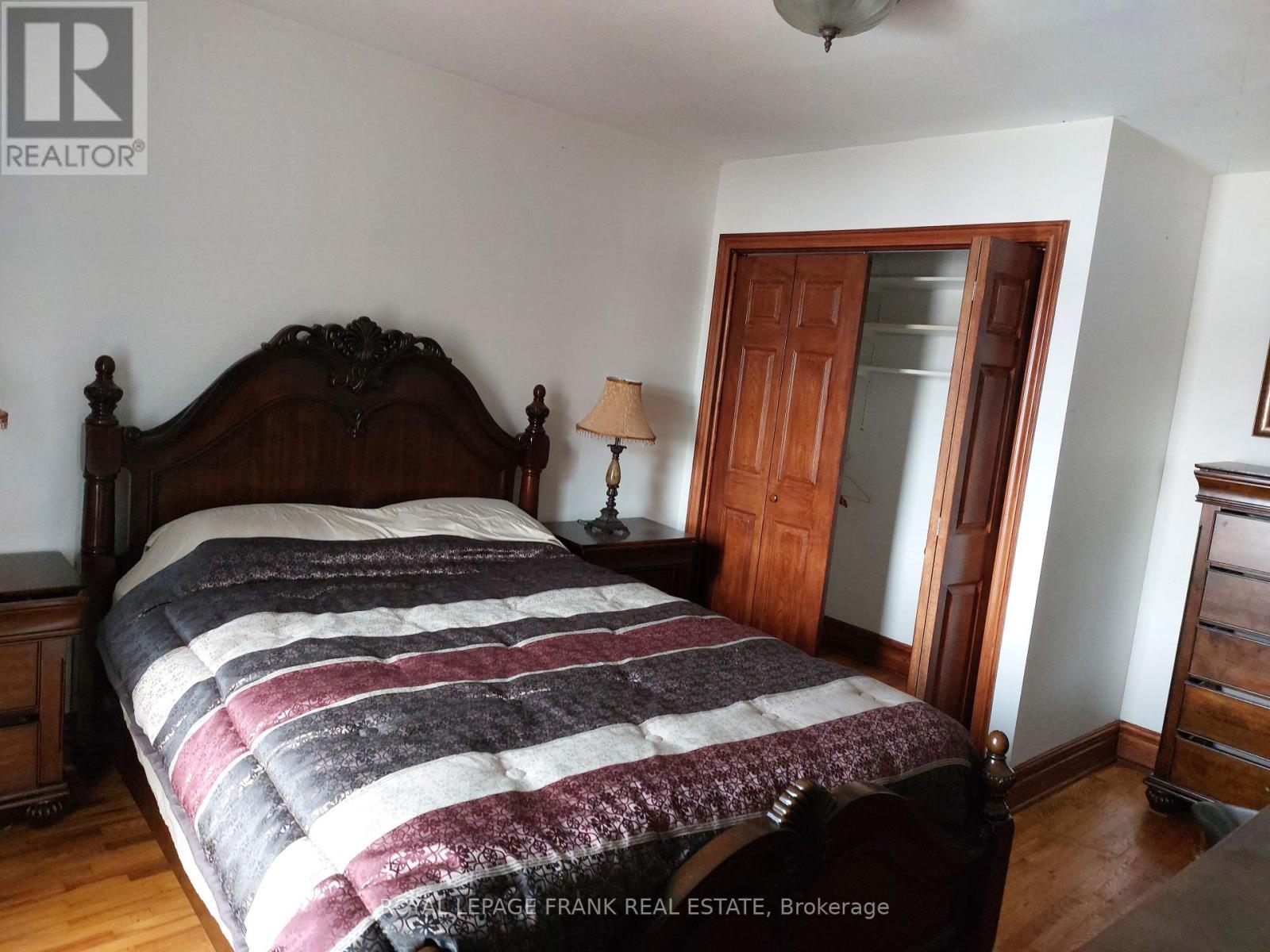 












7215 OLD SCUGOG ROAD N

,
Clarington,




Ontario
L0B1J0

