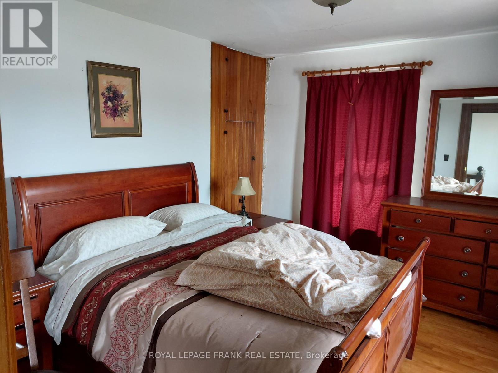 












7215 OLD SCUGOG ROAD N

,
Clarington,




Ontario
L0B1J0

